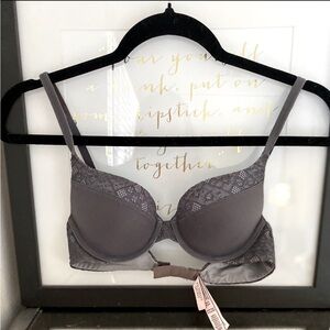 Victorias Secret 32B